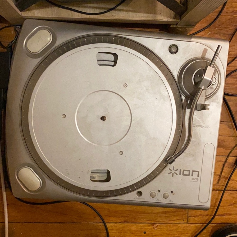 Ion ittusb turntable